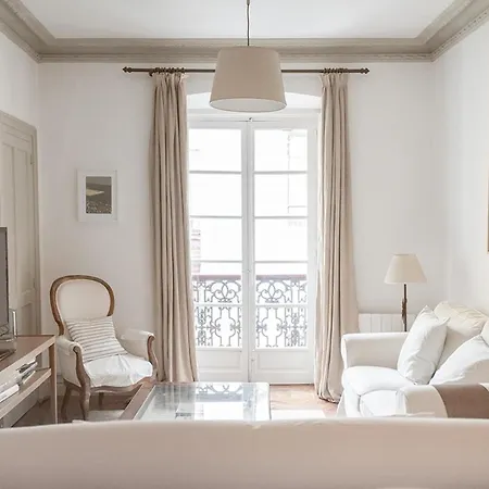 アパート Piso Catalogado En El Centro De ヒホン