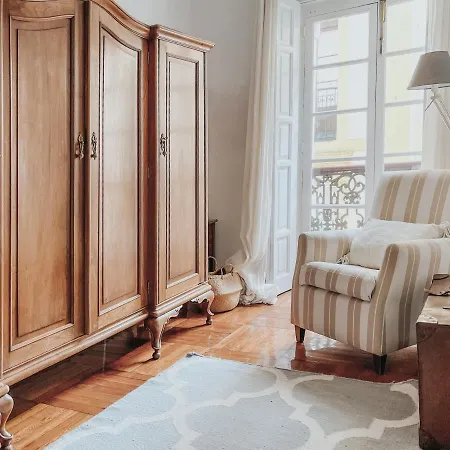 Piso Catalogado En El Centro De 기욘