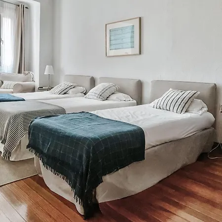 Apartmán Piso Catalogado En El Centro De *