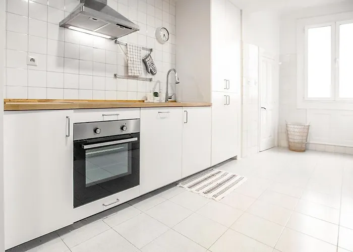 Piso Catalogado En El Centro De Gijón